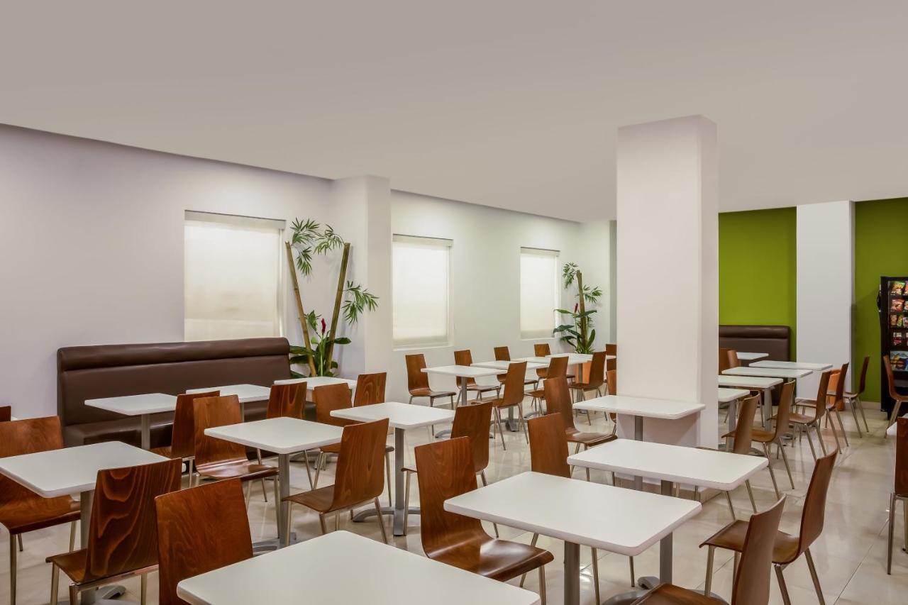 One Puebla Finsa Hotel Ngoại thất bức ảnh