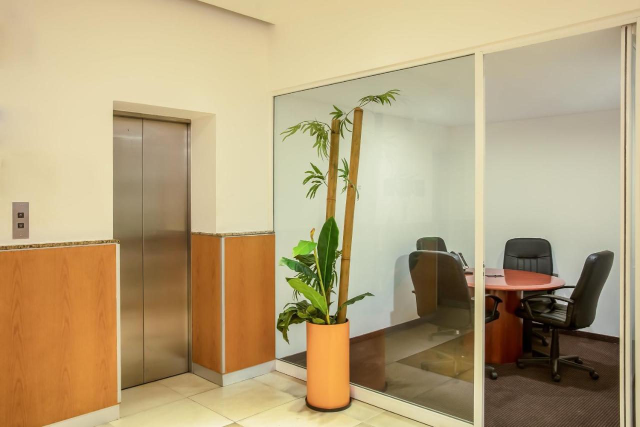 One Puebla Finsa Hotel Ngoại thất bức ảnh