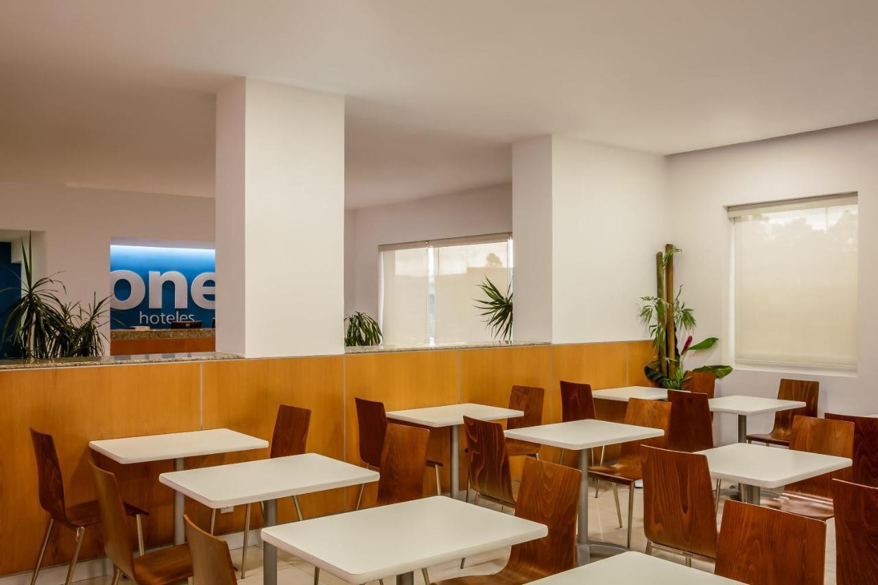 One Puebla Finsa Hotel Ngoại thất bức ảnh
