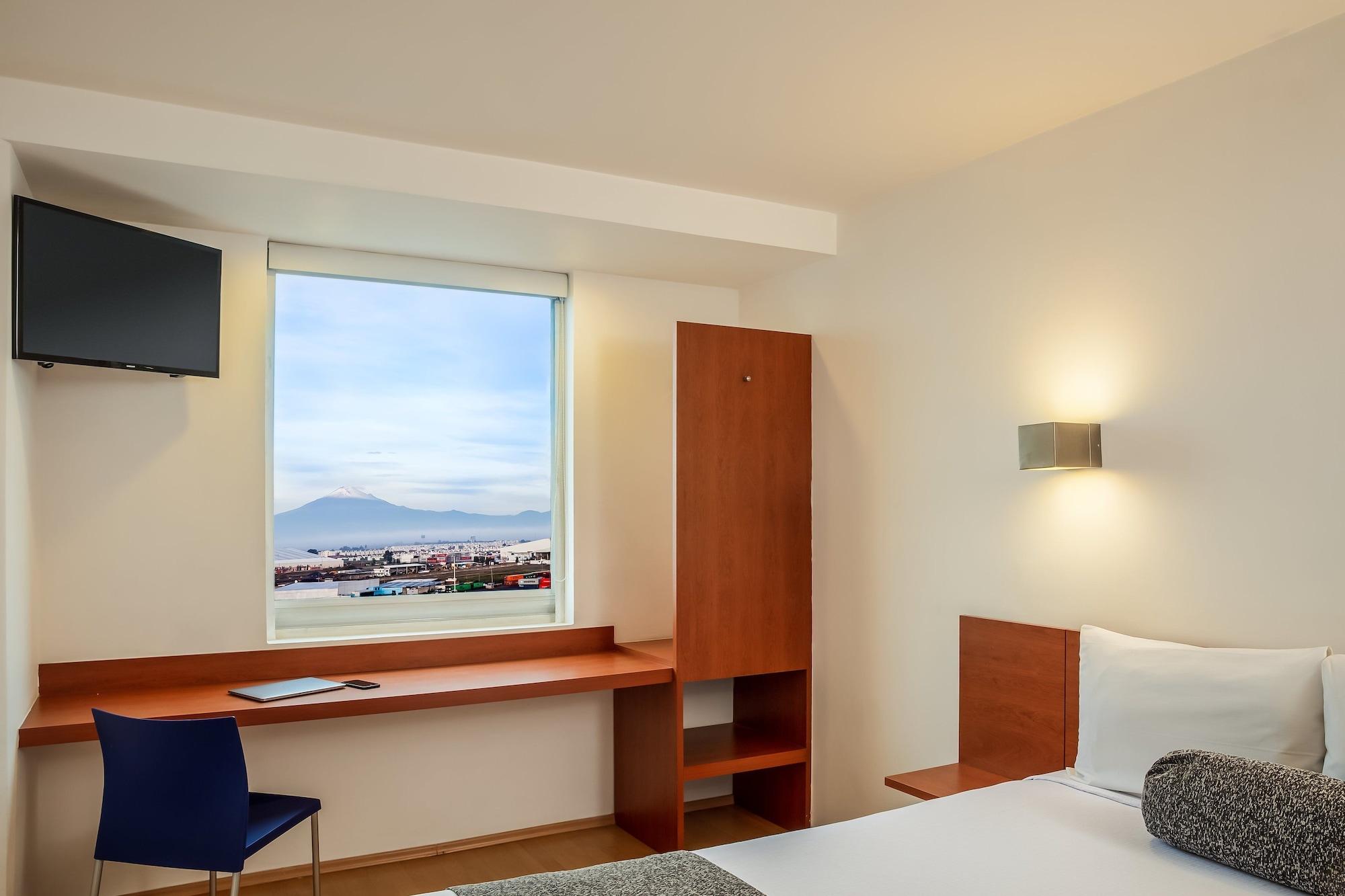 One Puebla Finsa Hotel Ngoại thất bức ảnh