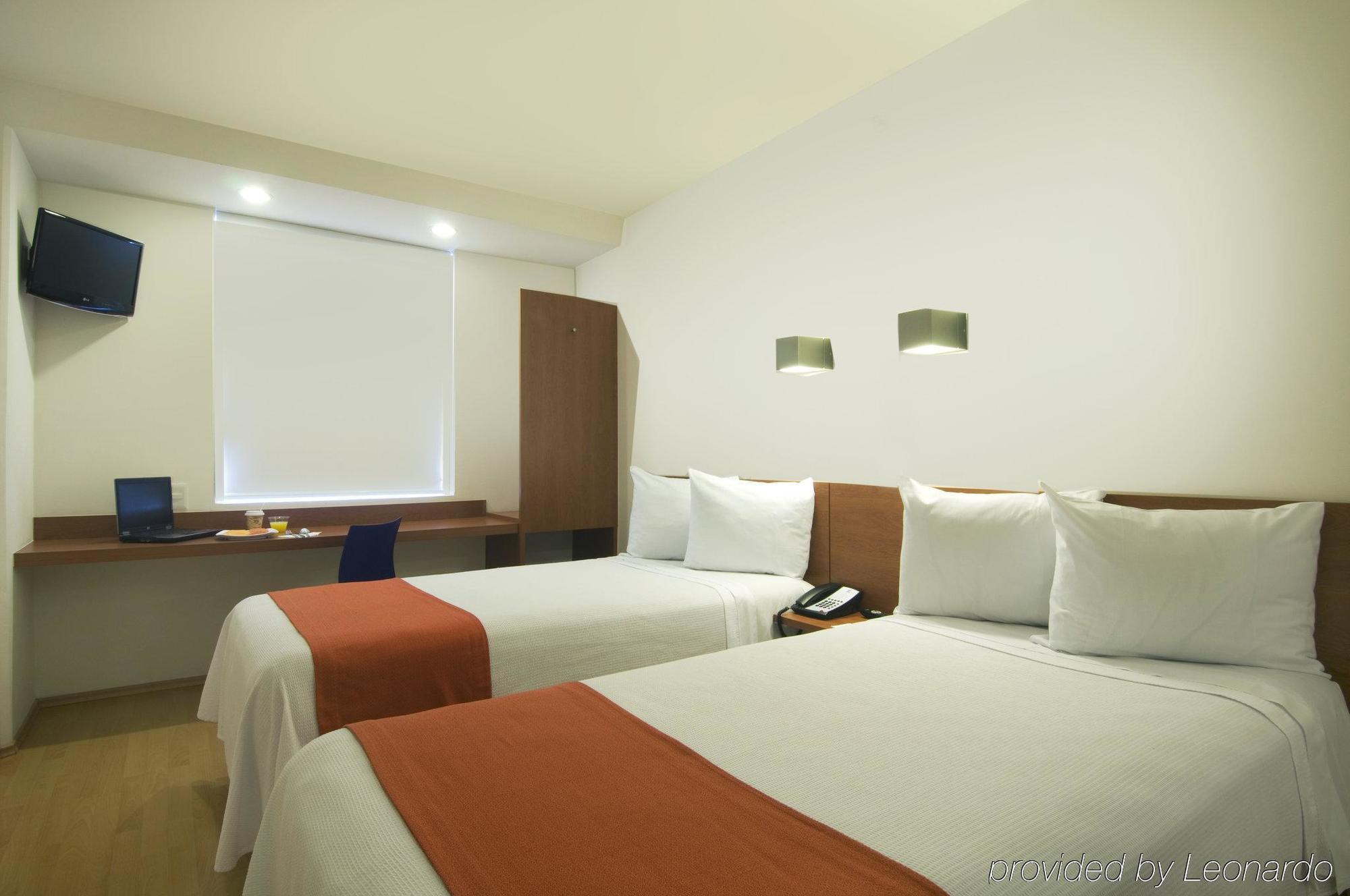 One Puebla Finsa Hotel Ngoại thất bức ảnh