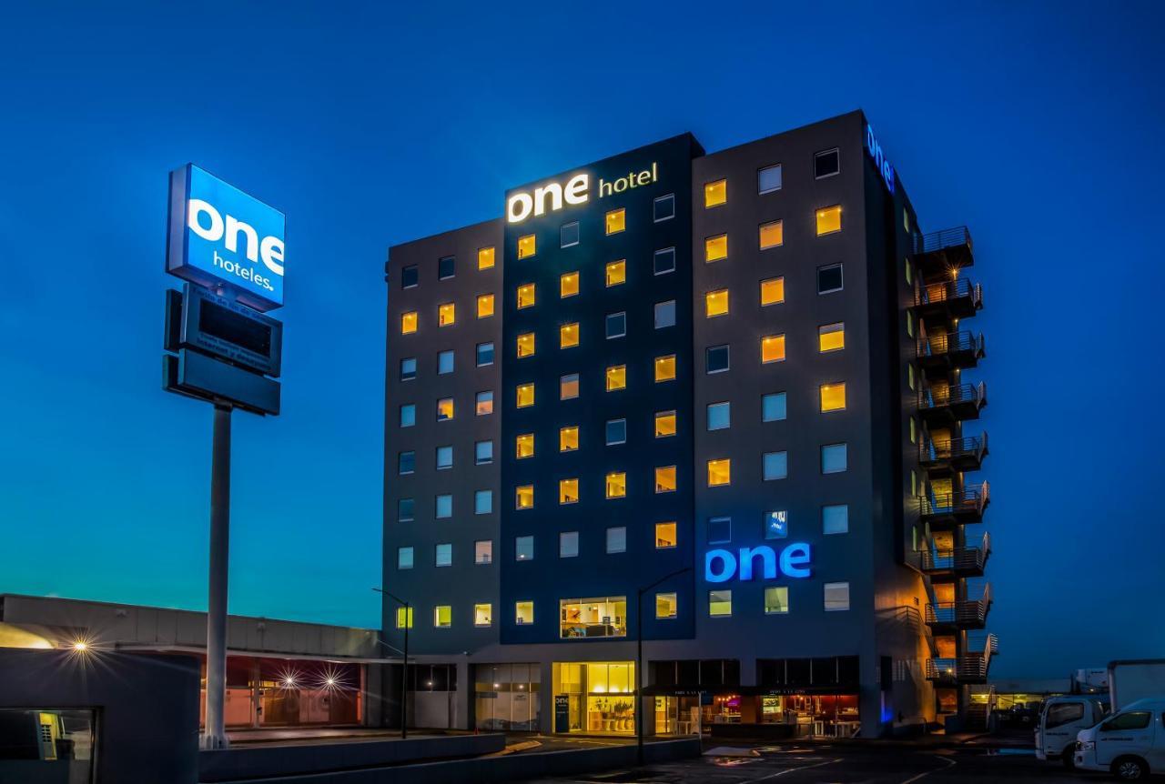 One Puebla Finsa Hotel Ngoại thất bức ảnh