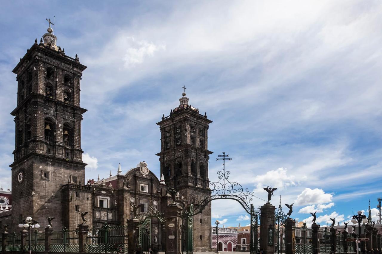 One Puebla Finsa Hotel Ngoại thất bức ảnh